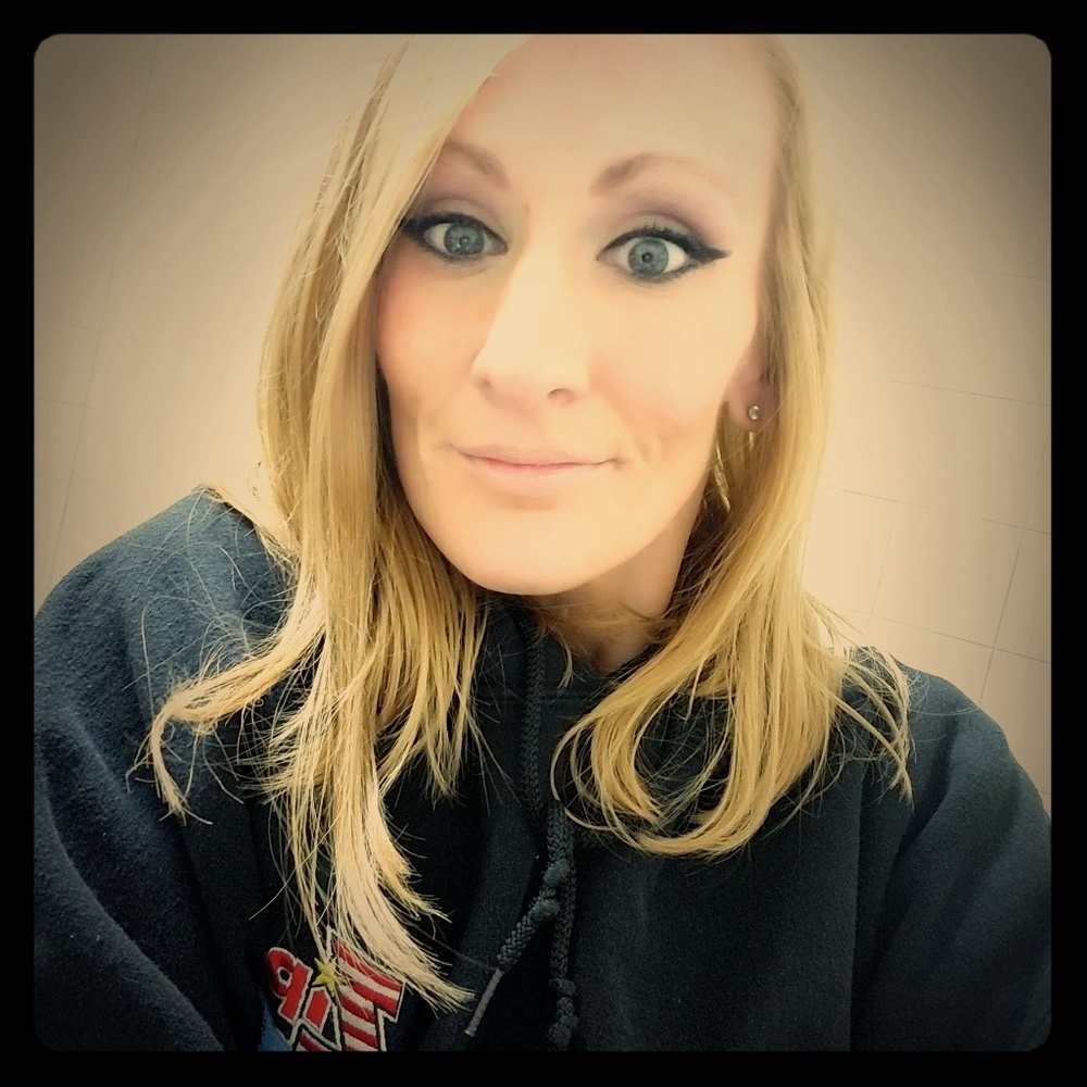 Meet your Posher, Amanda